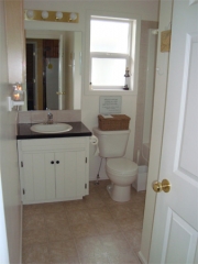 Cottage-17-Washroom-338