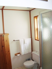 Cottage-11-Washroom